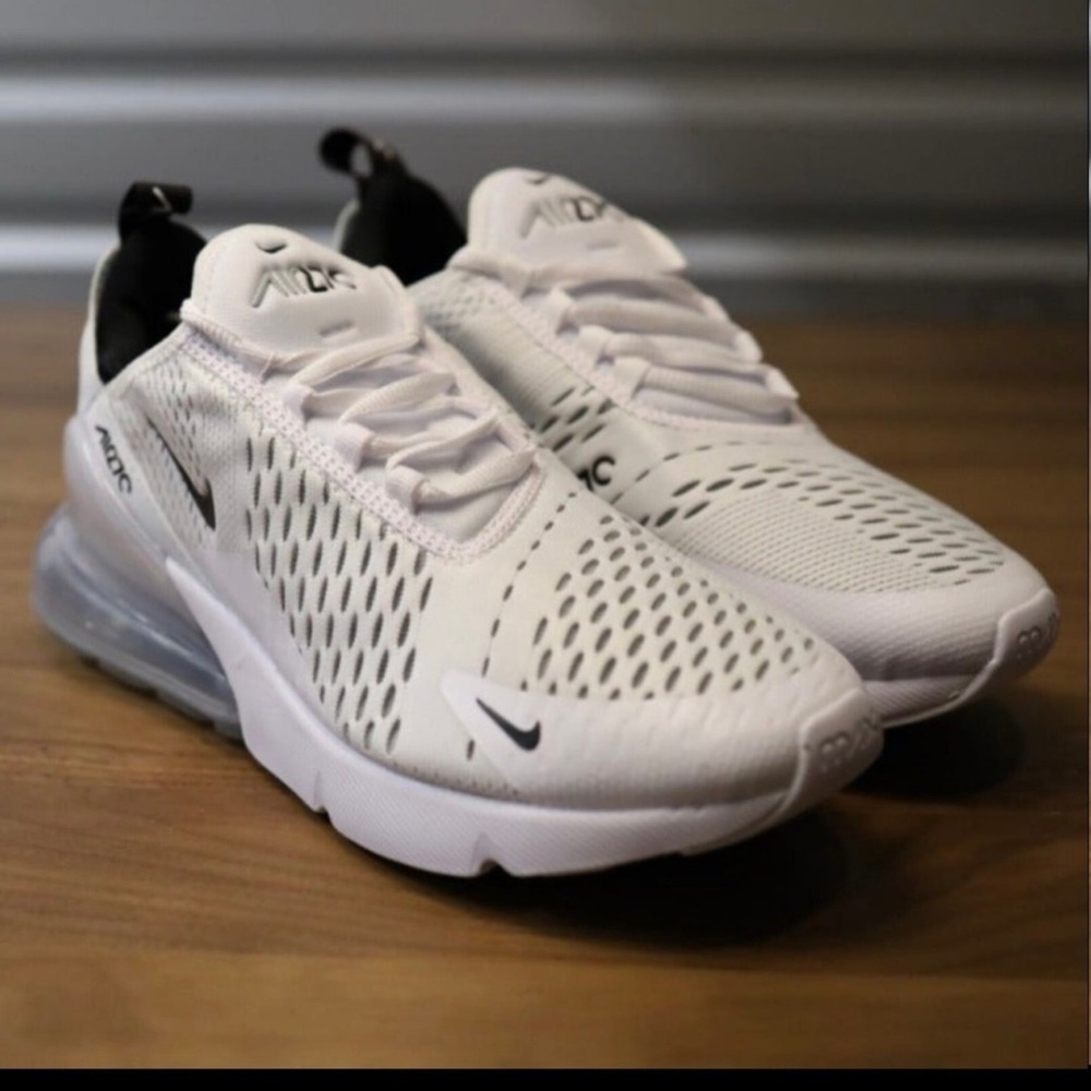 Nike Air Max 270